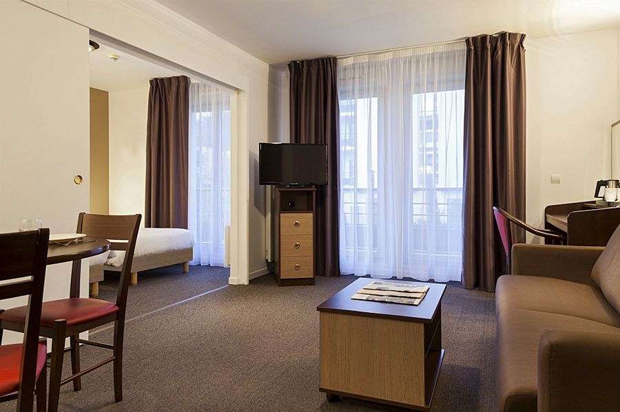 Comfort Suites Le-Port-Marly Paris Ouest Le Port-Marly Kültér fotó