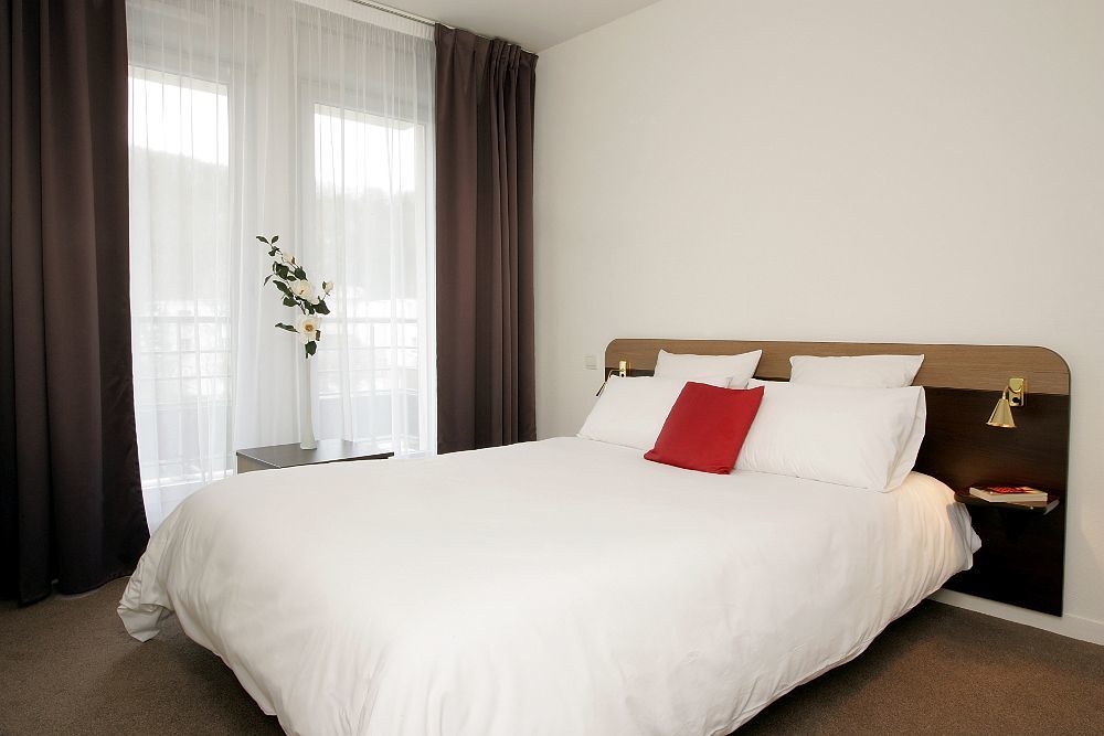 Comfort Suites Le-Port-Marly Paris Ouest Le Port-Marly Kültér fotó