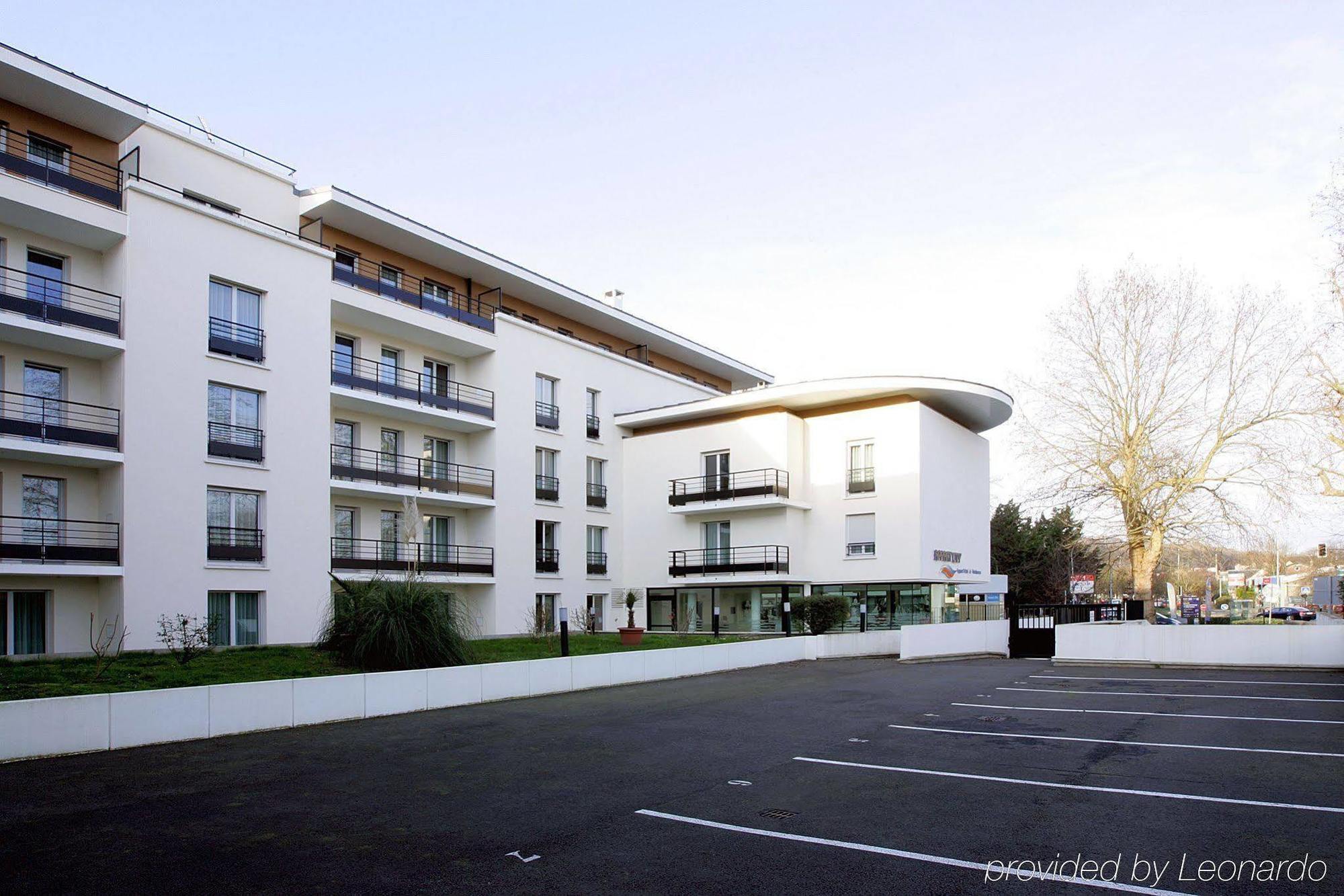 Comfort Suites Le-Port-Marly Paris Ouest Le Port-Marly Kültér fotó