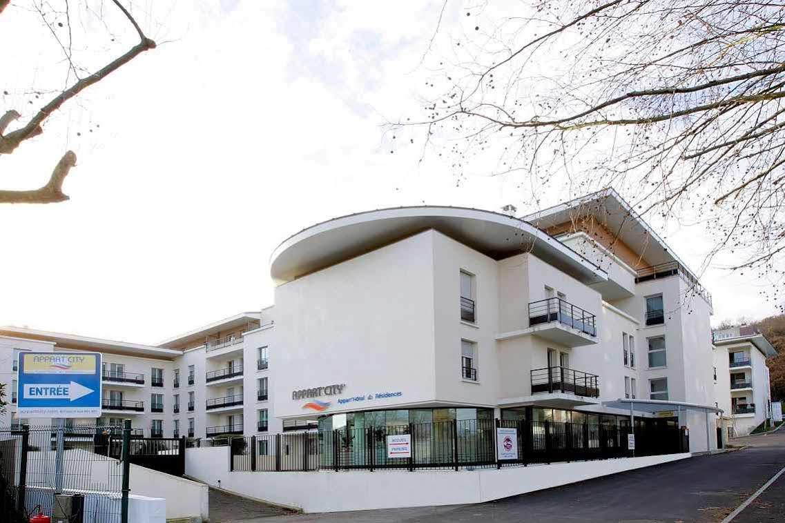 Comfort Suites Le-Port-Marly Paris Ouest Le Port-Marly Kültér fotó